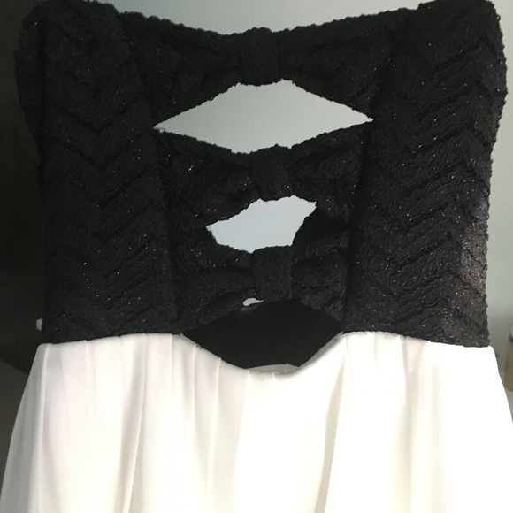 Black and white homecoming dress! - Picture 2 of 3